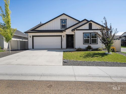12451 Varga St, Caldwell, ID, 83607-1033 | Card Image