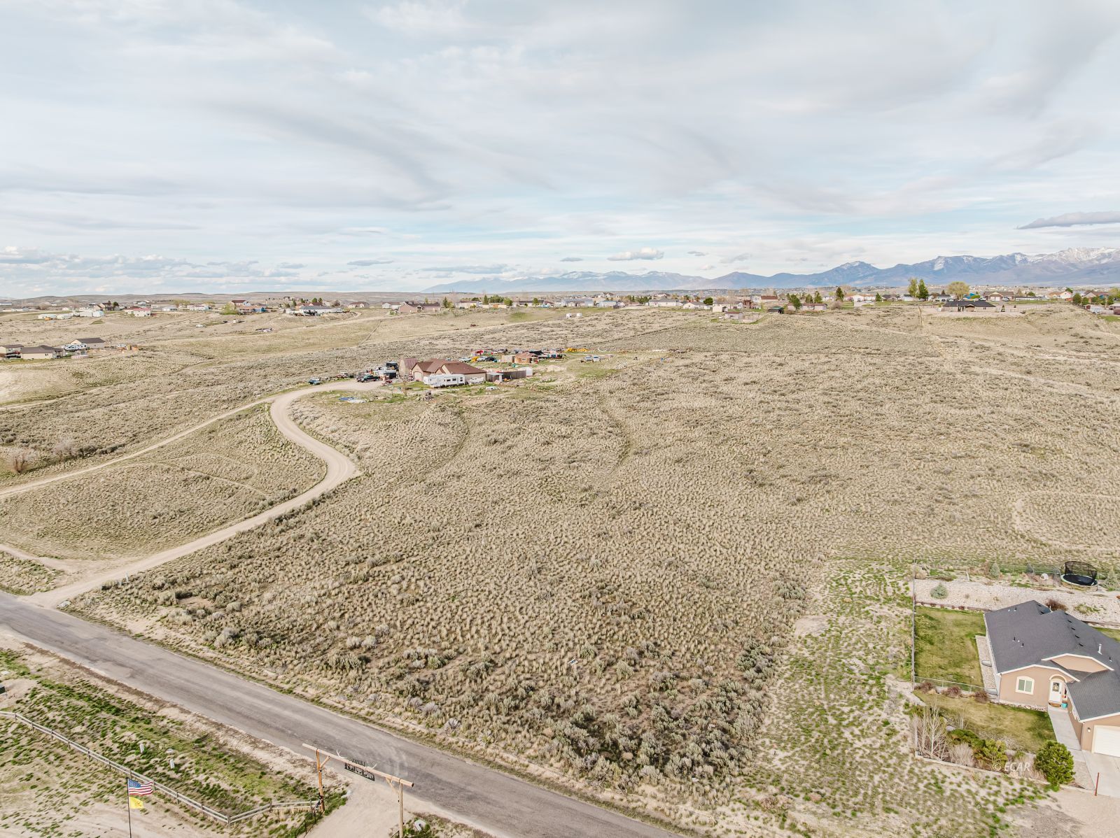 Land in Spring Creek 4