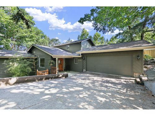 3349 Videra Dr, Eugene, OR, 97405-1286 | Card Image