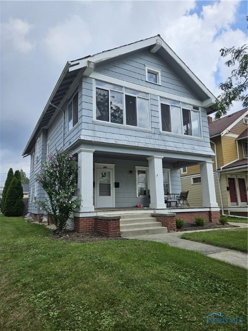 127 E Harrison St, Maumee, OH, 43537-3335 | Card Image