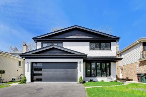 6850 Latrobe Ave, Skokie, IL, 60077-3415 | Card Image