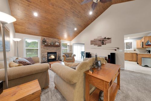334 Peregrine Dr, East China, MI, 48054-2230 | Card Image