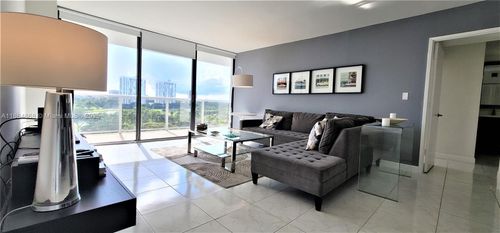 apt-926-3731 N Country Club Dr, Aventura, FL, 33180-1742 | Card Image