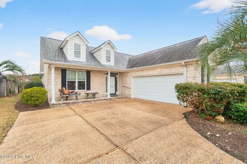 1018 Garden Club Way, Leland, NC, 28451-9599 | Card Image