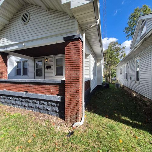 1916 Vermont Ave, Connersville, IN, 47331-2248 | Card Image