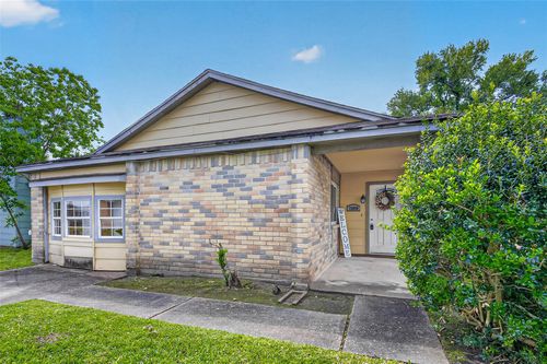 13010 Abalone Way, Houston, TX, 77044-1828 | Card Image