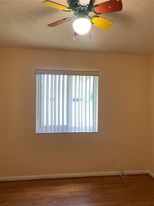 9840 Nw 28 Th Ct, House other with 4 bedrooms, 2 bathrooms and null parking in Coral Springs FL | Image 33