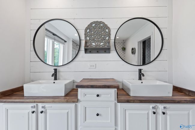 10470 Union Grove Rd, House other with 3 bedrooms, 2 bathrooms and null parking in Union Grove AL | Image 12
