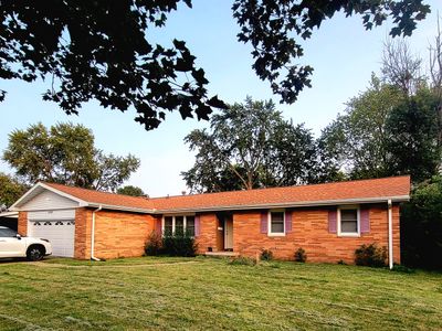 1105 Brighton Drive, House other with 4 bedrooms, 2 bathrooms and 4 parking in Urbana IL | Image 1