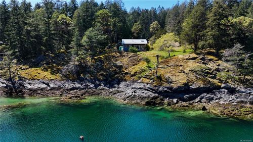 Lot B Scottie Bay Rd, Lasqueti Island, BC, V0R2J0 | Card Image