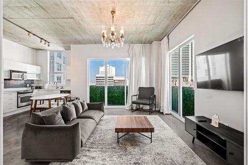 apt-912-133 Ne 2nd Ave, Miami, FL, 33132-2909 | Card Image