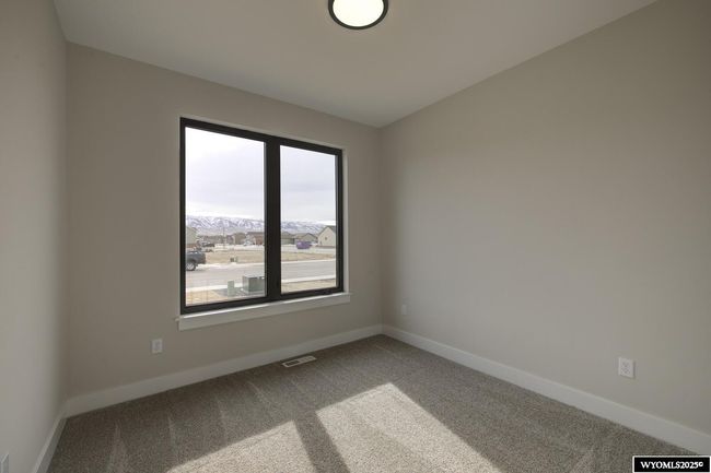 4501 Shale Cir, House other with 3 bedrooms, 2 bathrooms and null parking in Mills WY | Image 17