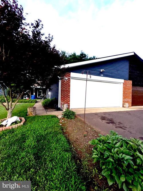 588 Meadowbrook Dr, CULPEPER, VA, 22701-3946 | Card Image