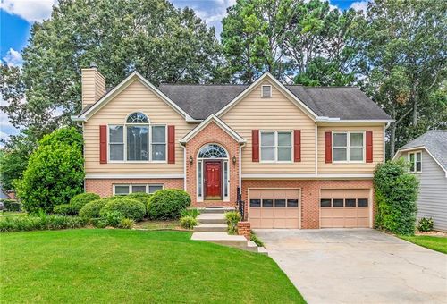 401 Middle Valley Ln, Woodstock, GA, 30189-2547 | Card Image