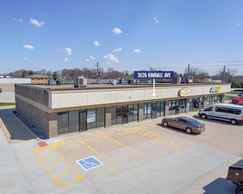 3626 Kimball Ave, Waterloo, IA, 50702-5731 | Card Image