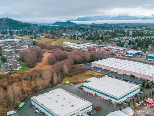 1371 Pacific Dr, Burlington, WA, 98233-3128 | Card Image