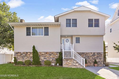 103 Ceylon Ave, Seaside Heights, NJ, 08751-2203 | Card Image