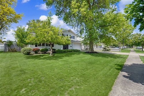 142 Dalewood Dr, Amherst, NY, 14228-3034 | Card Image
