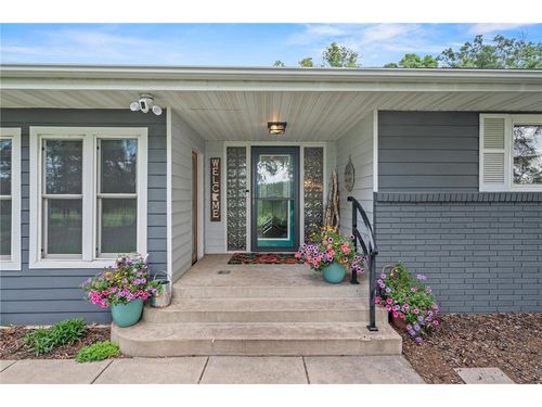 8544 Demontreville Trail, Lake Elmo, MN, 55042 | Card Image