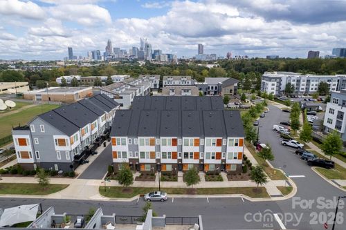 2135 Bryant Park Dr, Charlotte, NC, 28208-6091 | Card Image