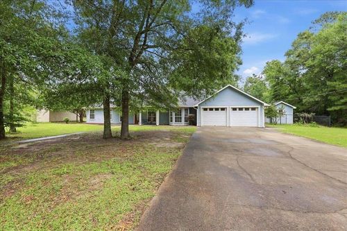 2564 Highland Park Dr, Orange, TX, 77632-5102 | Card Image