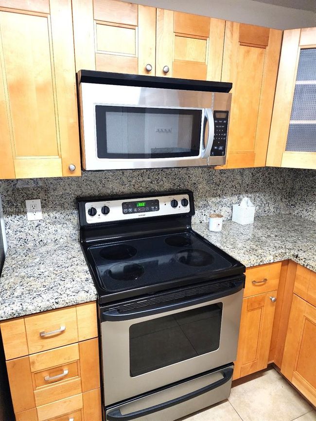 APT-312 - 22615 Sw 66 Th Ave, Condo with 2 bedrooms, 2 bathrooms and null parking in Boca Raton FL | Image 9
