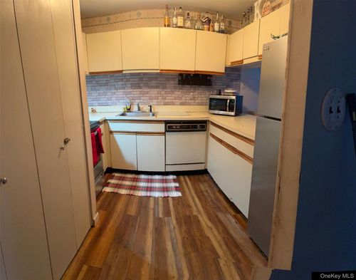 101-590 Haig Street, Hempstead, NY, 11510 | Card Image