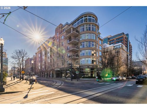 207-1133 Nw 11th Ave, Portland, OR, 97209-3012 | Card Image