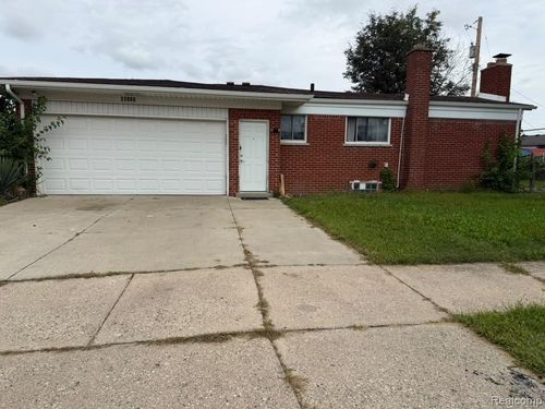 33066 Twickingham Dr, Sterling Heights, MI, 48310-6424 | Card Image
