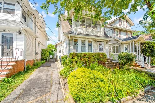 3516 216th St, Bayside, NY, 11361-1728 | Card Image
