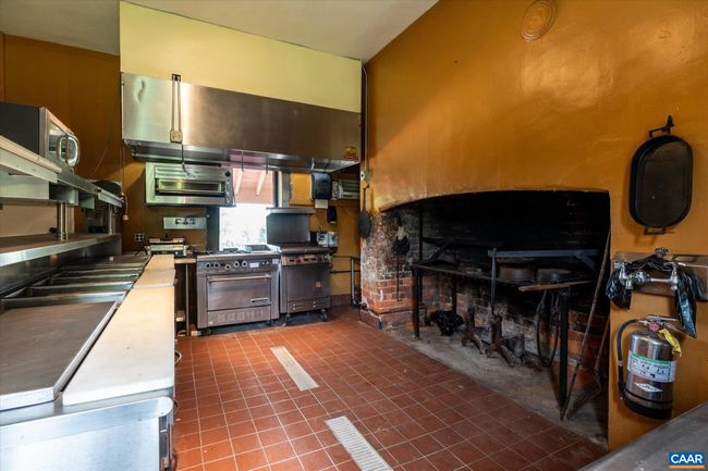 325 Factory Outlet Dr, House other with 5 bedrooms, 4 bathrooms and null parking in Max Meadows VA | Image 46