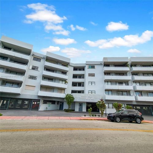 apt-416-7300 Wayne Ave, Miami Beach, FL, 33141-2546 | Card Image
