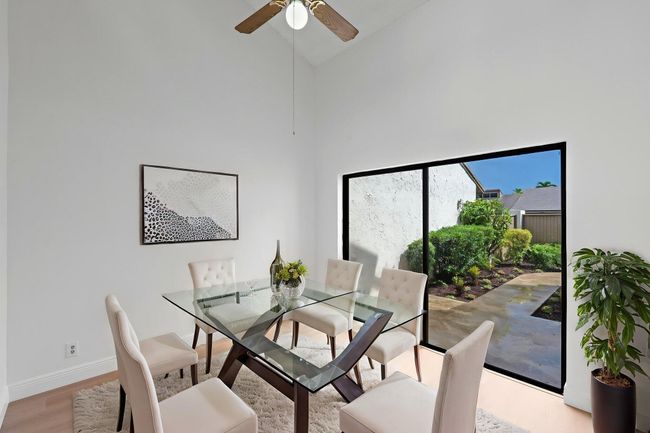 12627 Shady Pines Ct, Condo with 3 bedrooms, 3 bathrooms and null parking in Wellington FL | Image 10