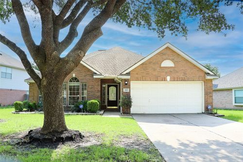 3323 Pioneer Bend Ln, Katy, TX, 77450-7442 | Card Image