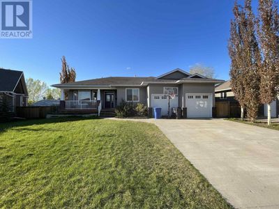 9912 114a Ave, House other with 4 bedrooms, 3 bathrooms and null parking in Fort St. John BC | Image 1