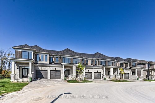 33 Hickey Lane, Lindsay, ON, K9V0T2 | Card Image