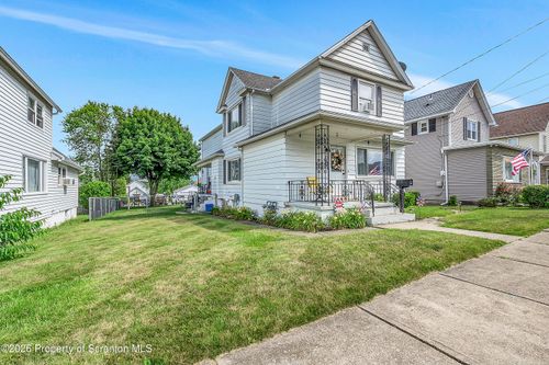 716 Laurel St, Dickson City, PA, 18519-1423 | Card Image