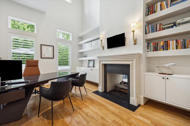 E - 22 E Shady Ln, House other with 5 bedrooms, 5 bathrooms and 3 parking in Houston TX | Image 21