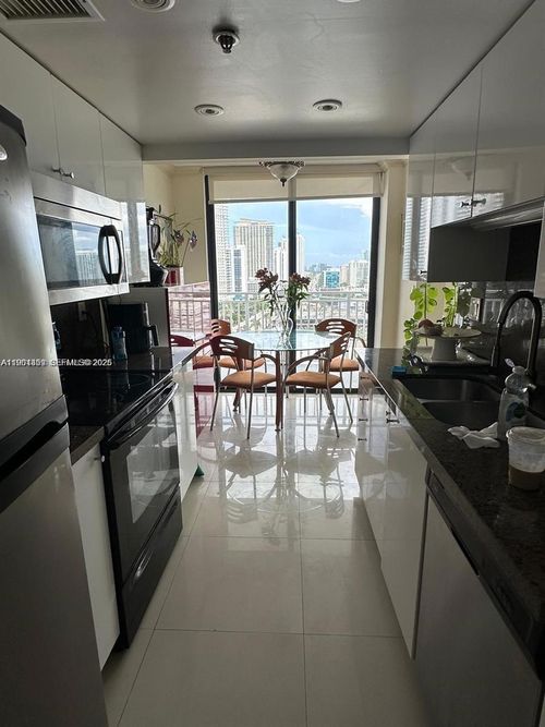 apt-2202-210 174th St, Sunny Isles Beach, FL, 33160-3345 | Card Image