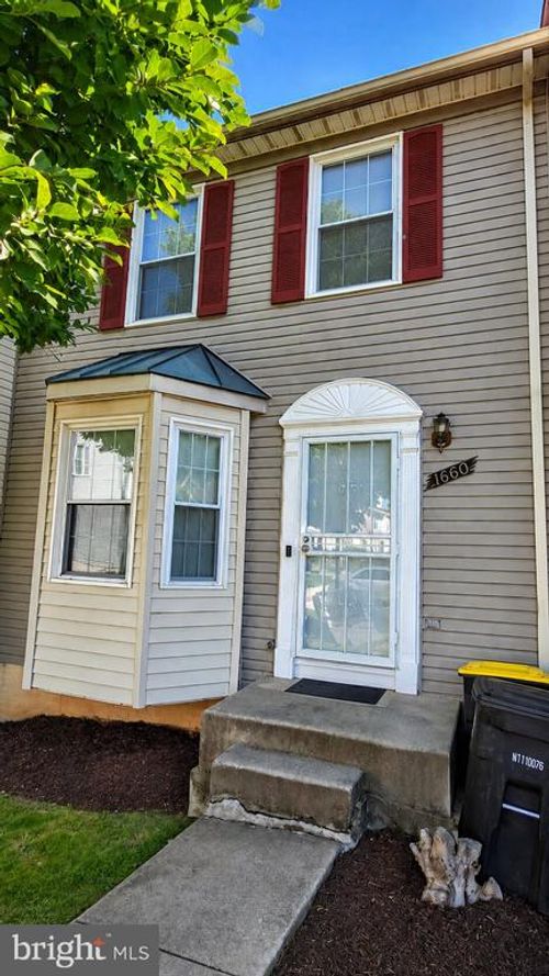 1660 Willowwood Ct, HYATTSVILLE, MD, 20785-4085 | Card Image