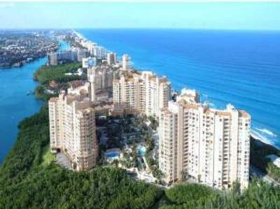 14061407 - 3720 S Ocean Boulevard, Condo with 4 bedrooms, 4 bathrooms and null parking in Highland Beach FL | Image 1