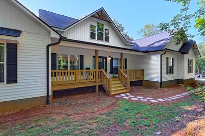 219 Horseshoe Lane, Home with 3 bedrooms, 2 bathrooms and 2 parking in Blairsville GA | Image 1