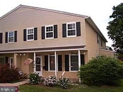 40 Reliance Ct, TELFORD, PA, 18969-1214 | Card Image