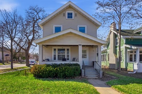 702 5th Ave, Eau Claire, WI, 54703-5418 | Card Image