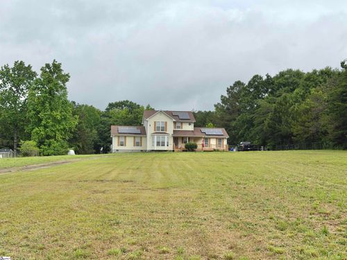 588 Douglas Rd, Gray Court, SC, 29645-7728 | Card Image