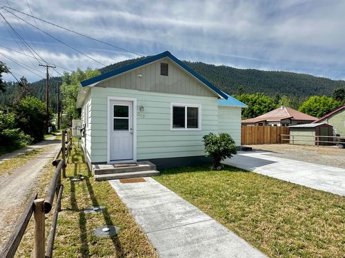 303 4th Avenue E, Superior, MT, 59872 | Card Image