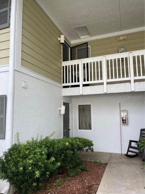 c103-8228 Fairways Cir, OCALA, FL, 34472-8584 | Card Image