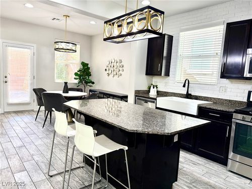 10841 Hunters Green Ave, Las Vegas, NV, 89166-5115 | Card Image