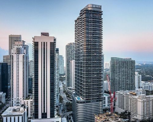 2705-1000 Brickell Plz, Miami, FL, 33131-3849 | Card Image