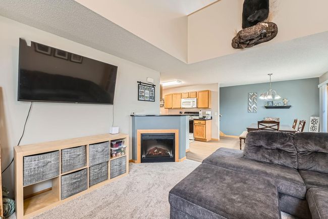 11285 16th St NE - Web Quality - 005 - 07 Living Room.jpg | Image 5